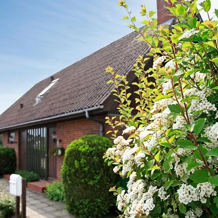 Apartment 2 Person Holiday In *